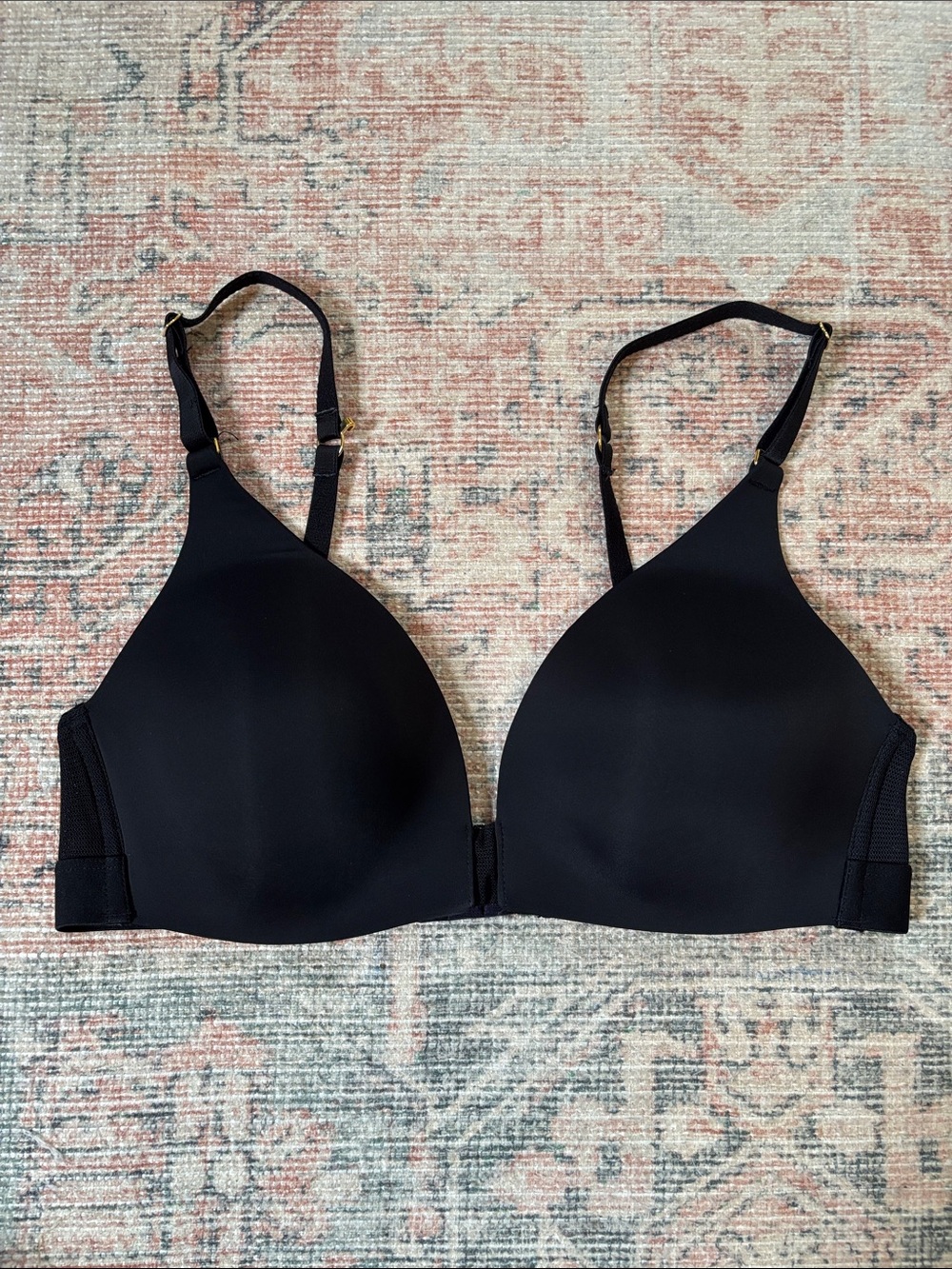 Lively Black Wireless Bra Size Medium